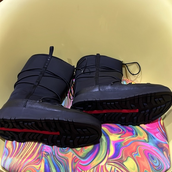 Authentic PRADA Nylon gaberdine apres ski boots - Picture 2 of 13